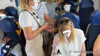 Proteste dei viaggiatori della Lodi-Saronno: stipati a bordo, "e c’è ancora il Covid" - IL GIORNO