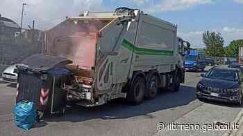 Acido nei rifiuti a Pisa, intossicati tre operatori Geofor - Il Tirreno