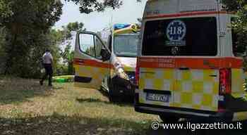 Infarto improvviso, turista trovato esanime sul bagnasciuga a Caorle: salvato dai bagnini - ilgazzettino.it