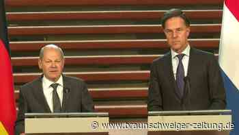 Scholz: Schröder sollte seine Posten niederlegen