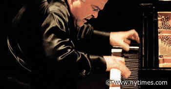 Alexander Toradze, Idiosyncratic Pianist, Dies at 69
