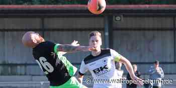 Fußballer von Teutonia SuS Waltrop bedankt sich bei seinem Retter von Westfalia Huckarde - Waltroper Zeitung