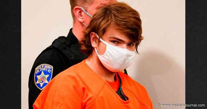 Video: Gallery Packed with Victims' Family Members Heckles Suspected Buffalo Shooter as He Appears in Court