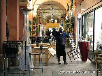 “Tavolini sotto le stelle” a Modena nel weekend tra il 20 ed il 22 maggio - Modena 2000