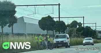 Passagier springt uit rijdende trein tussen Izegem en Roeselare en is spoorloos - VRT NWS