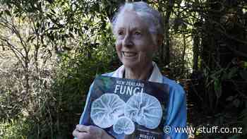 Nelson woman hooked on fabulous fungi - Stuff