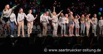 Eröffnung der Schultheatertage Saar in der Gebläsehalle Neunkirchen​ - Saarbrücker Zeitung
