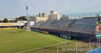 Brusque aguarda última fiscalização da arquibancada móvel do Augusto Bauer - O Município