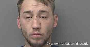 Hull man burgles university students' home after climbing through open window - Hull Live