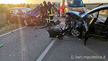 Bari, si schianta auto delle braccianti all'alba sulla statale 172: muore una donna, ferite le quattro colleg… - La Repubblica