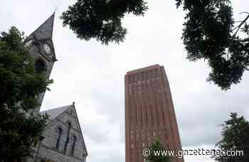 UMass Amherst poll finds erosion in policing reform support - GazetteNET