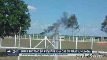 Avião da Esquadrilha da Fumaça cai em Pirassununga; piloto e mecânico ejetam e são resgatados - Globo.com