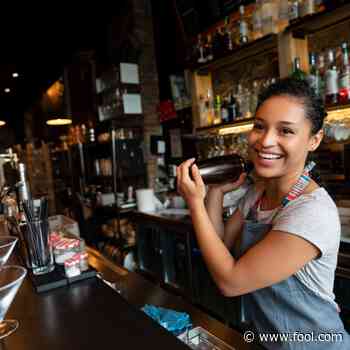 The Direct-to-Consumer (D2C) Model: A Complete Guide for 2022 - The Motley Fool