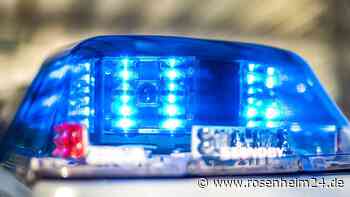 Nach Fahrscheinkontrolle im Zug: Mann (31) prügelt Polizeibeamten in Rosenheim krankenhausreif