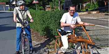 Förster radelt mit hölzerner Draisine von Springe nach Braunschweig - www.hildesheimer-allgemeine.de