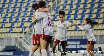 Taissinha e Lorena festejam primeiro gol com a camisa do Fluminense - Fluminense Football Club
