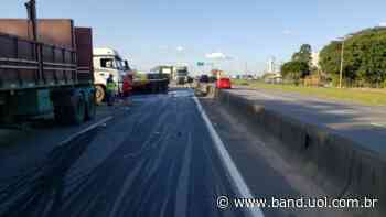 Caminhoneiro fica ferido após acidente de trânsito na Dutra, em Lorena - Band Jornalismo