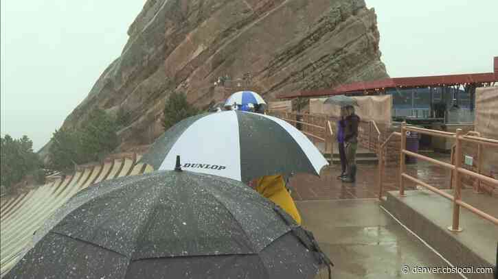 Evergreen High Graduating Seniors Brave Cold, Snow For Commencement At Red Rocks