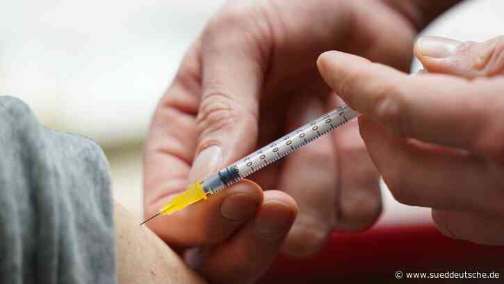 Traunstein: Mehrjährige Haftstrafe für falschen Impfarzt - Bayern - Süddeutsche Zeitung - SZ.de