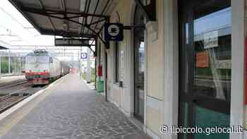 Carro merci in fiamme tra Monfalcone e Ronchi Sud, fino a 100 minuti di ritardo per due treni regionali - Il Piccolo