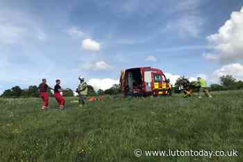 60-year-old man rescued after being knocked unconscious in paragliding accident on Dunstable Downs - Luton Today