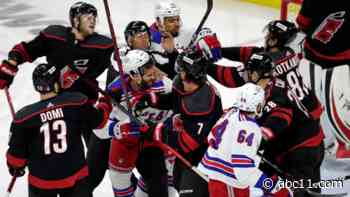 Smith, Raanta, Hurricanes top Rangers for 2-0 series lead