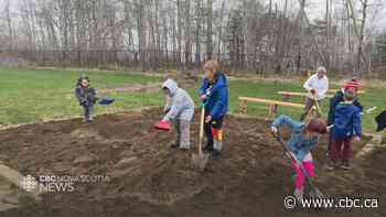 Non-profit breaks ground on fitness park in Cape Breton - CBC.ca