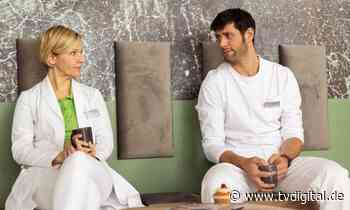 In aller Freundschaft: Darren Macneil – Nur Mitarbeiter oder neue Liebe? - TV Digital