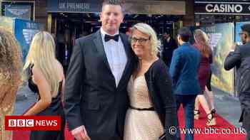 Top Gun: Cruise encounter sees helicopter couple at premiere