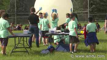 Concord West & East Side students launch weather balloon - WNDU