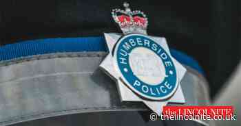 Man dies after lorry collides with tree in Grimsby - The Lincolnite