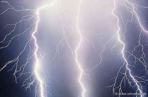 Richtiges Verhalten bei Sommergewitter