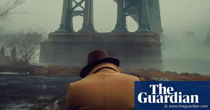 ‘I’m pretty sure he was checking his own phone at the time’: Monaris’s best phone picture