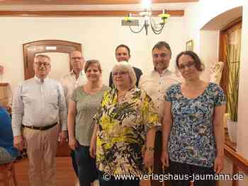 Steinen - Das Ohr wieder mehr an der Basis - www.verlagshaus-jaumann.de