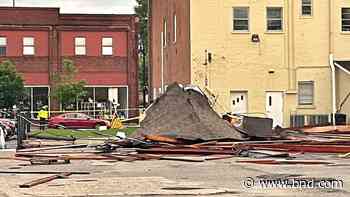 Roof blown off of Belleville church building. Power outages reported across metro-east - Belleville News-Democrat