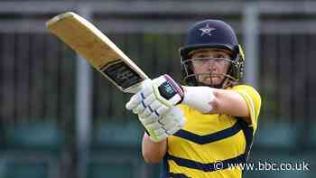 Charlotte Edwards Cup: South East Stars cruise to victory over Western Storm