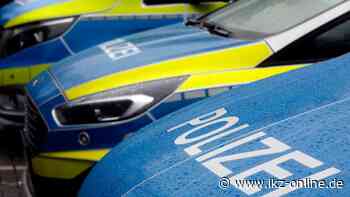 Unfallflucht in Hemer: Front eines geparkten Autos zerstört - IKZ News