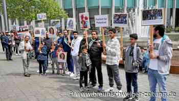 Gedenken an getötete Journalistin vor Braunschweiger Schloss