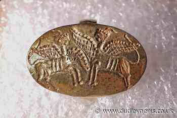 Ancient gold ring back in Greece after string of adventures - Dudley News