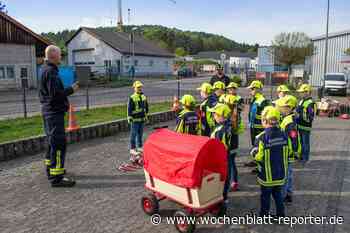 Bambini-Feuerwehr der Wehreinheit Queidersbach: „Wasser marsch!“ – Spiel und Spaß bei den Übungsabenden - Wochenblatt-Reporter