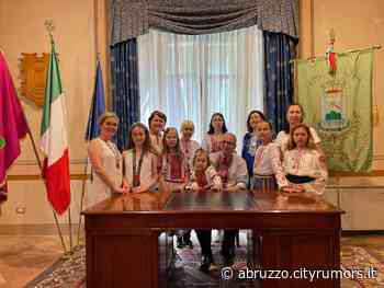 La festa nazionale ucraina festeggiata a Pineto dagli ospiti sfuggiti dalla guerra - Abruzzo Cityrumors