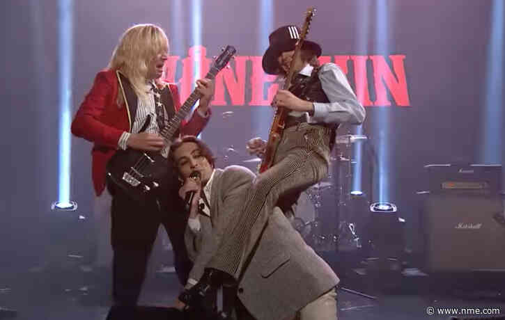 Watch Jimmy Fallon join Måneskin for performance of ‘Supermodel’ on ‘The Tonight Show’