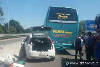 Tamponamento sulla 16 bis tra un'auto e un bus: una persona incastrata nell'abitacolo - TraniViva