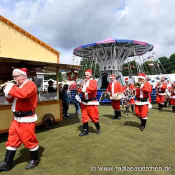 Glühwein und Tannenbäume - Solinger Weihnachtsmarkt im Mai - radioeuskirchen.de