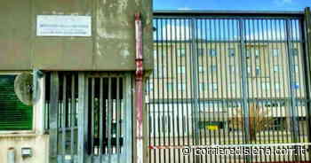 Siena, il processo Ranza, tre dei cinque poliziotti del carcere di San Gimignano hanno ribattuto alle accuse: “Detenuto caduto da solo” - Corriere di Siena