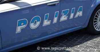 Brindisi, a tutta velocità non si fermano all'alt della polizia: l'inseguimento termina in un canale, 2 arrestati - La Gazzetta del Mezzogiorno