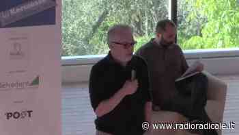 La meraviglia e la trasformazione. Ilaria Capua con Federico Ferrazza - Pensavo Peccioli: Festival culturale (13.05.2022) - Radio Radicale