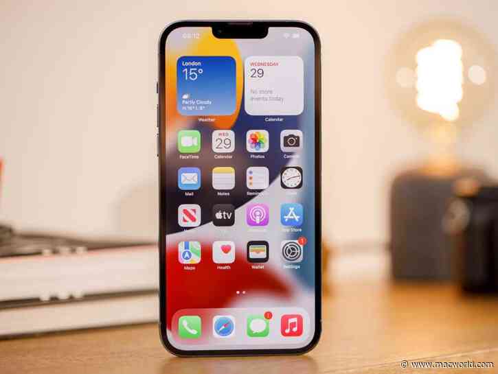 Apple reportedly cuts off major iPhone 14 supplier over screen snafu
