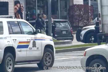 VIDEO: Truck thief sped onto sidewalks to avoid RCMP in Langley – Langley Advance Times - Langley Advance Times