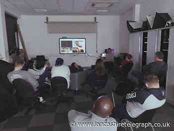 Photographer and Blackburn University alumni revisits alma mater